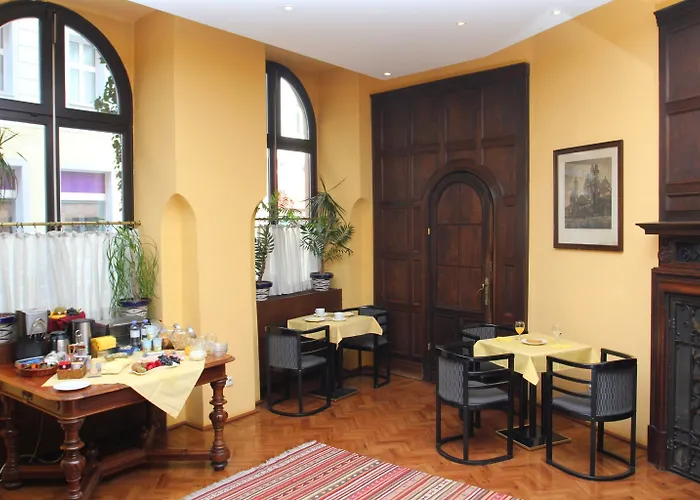Apartmanhotel Mondial 4*