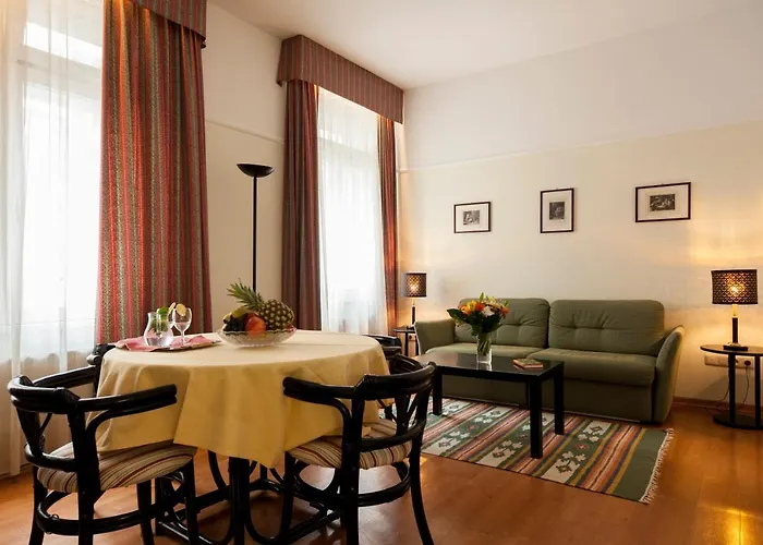 Mondial Apartmanhotel
